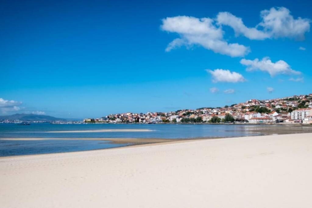 Primera Linea De Playa Rias Baixas, Moana Apartment Exterior photo